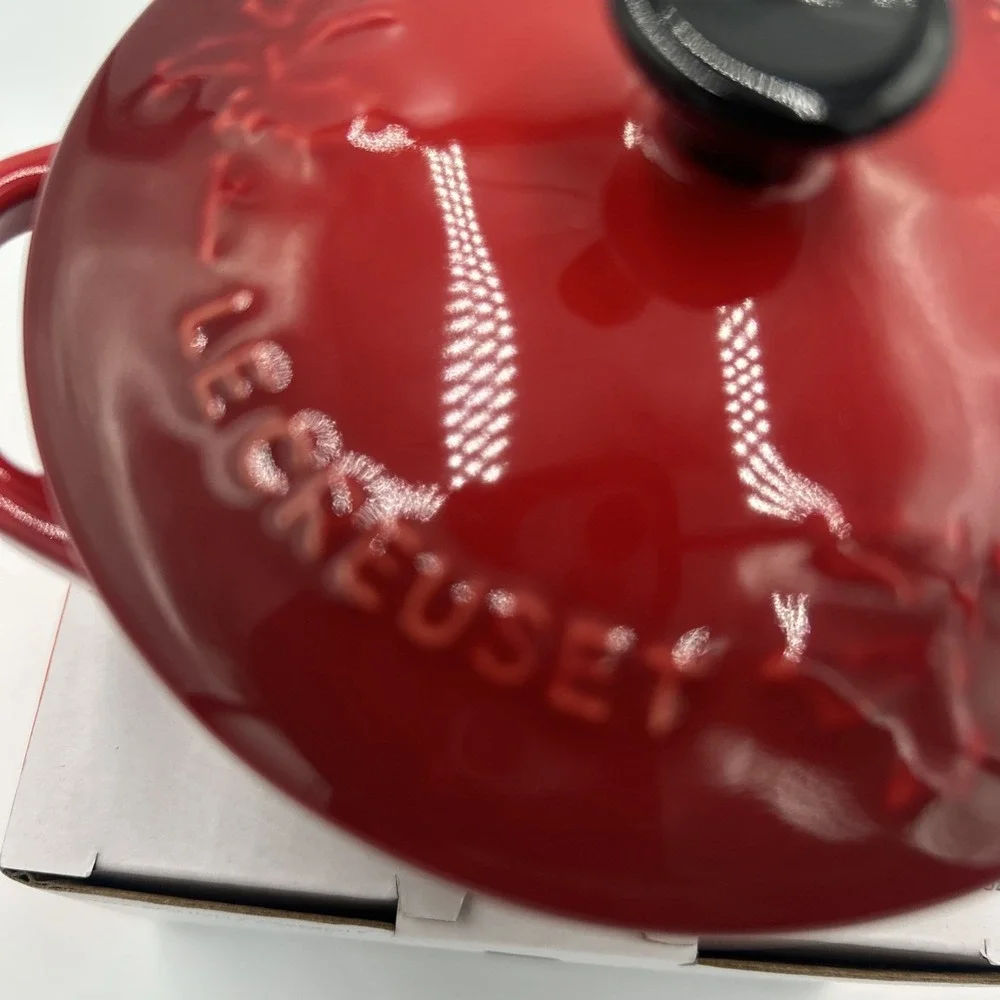 NEW Le Creuset Mini Cocotte 8oz Red Holly 4